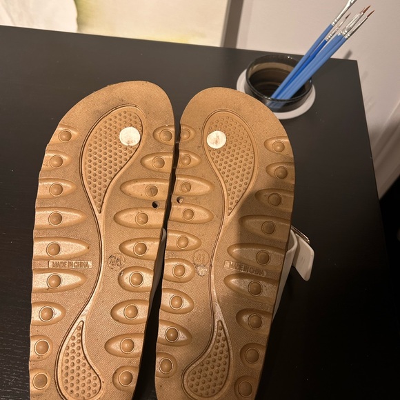 Ardene Women's Cream Sandals with Buckle - Picture 3 of 5